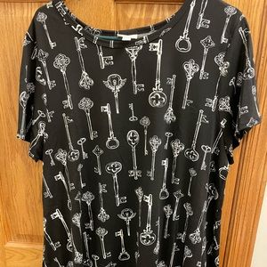 LulaRoe Melissa Tunic